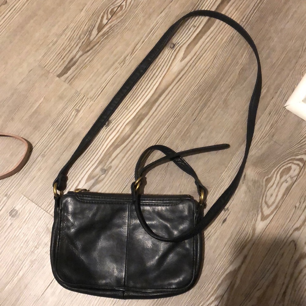 Side black purse